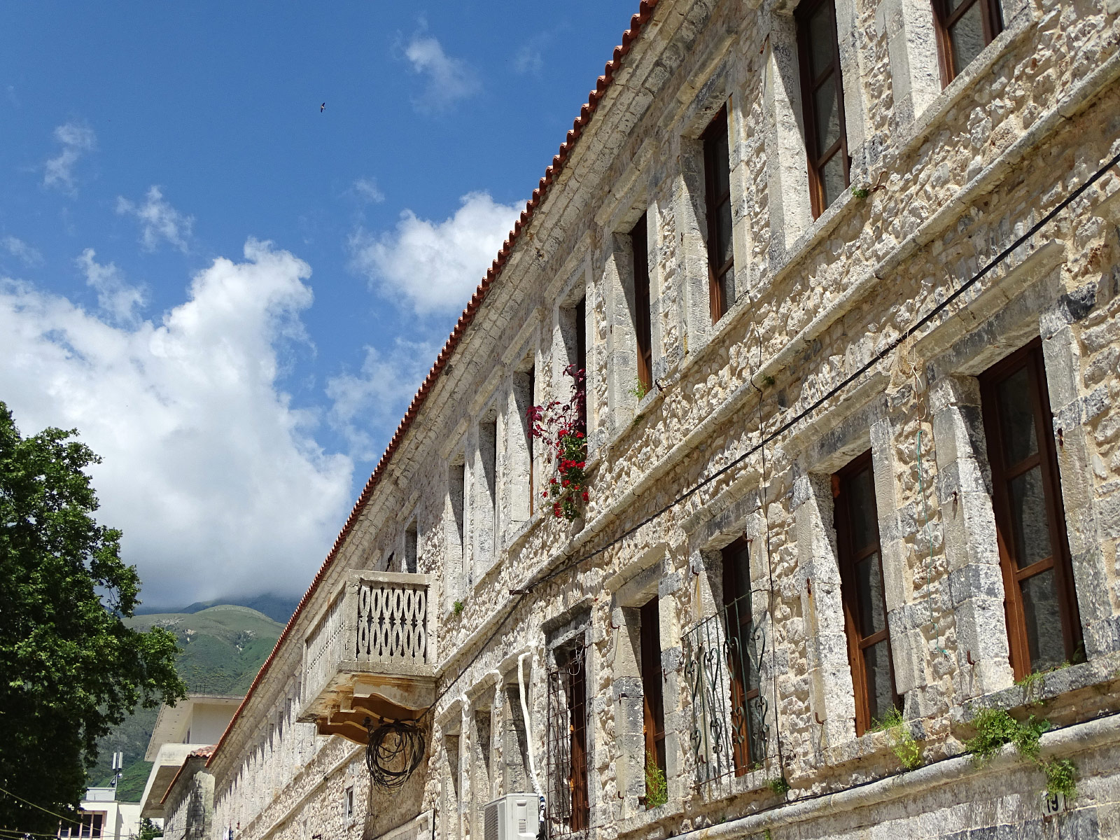 Delvinë (Photo license: CC BY 2.0)